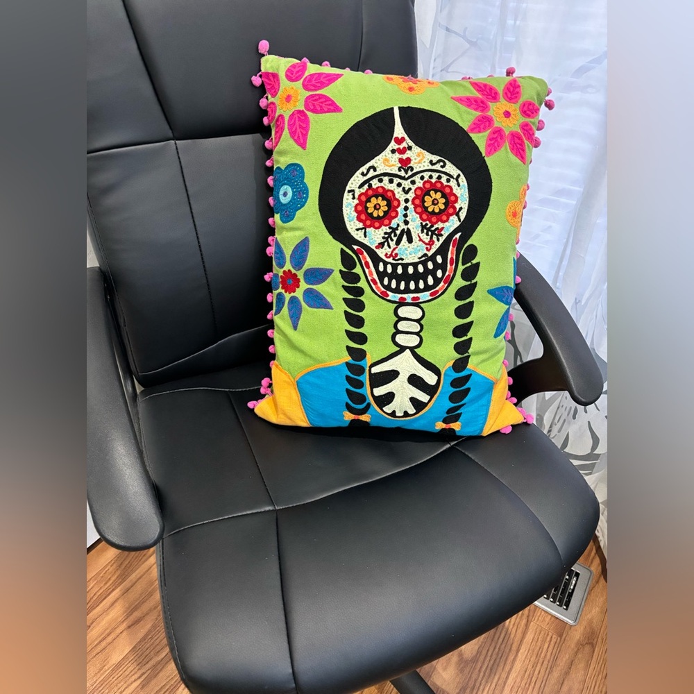 NWOT Karma Living large Dia de los Muertos pillow $100 - Cover + Insert!